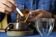 怎么处理普洱茶上的烟味(普洱茶有烟草味正常吗)