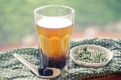 蜂蜜腌制绿茶(蜂蜜黄皮果怎么腌制)